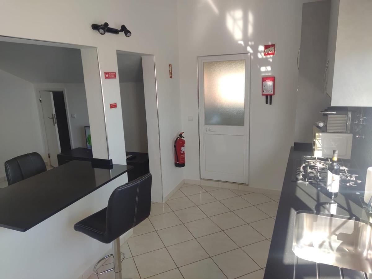 Nunes Apartments Mexilhoeira da Carregacao Zewnętrze zdjęcie